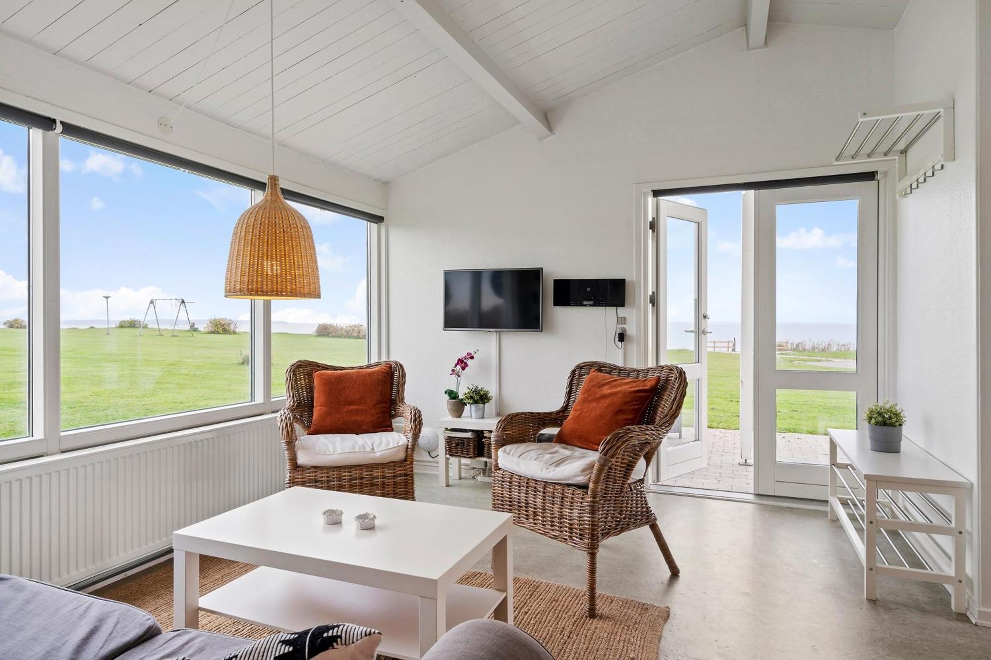 Immaculate 2-Bed House At The Beach 12H Brenderup Exteriör bild